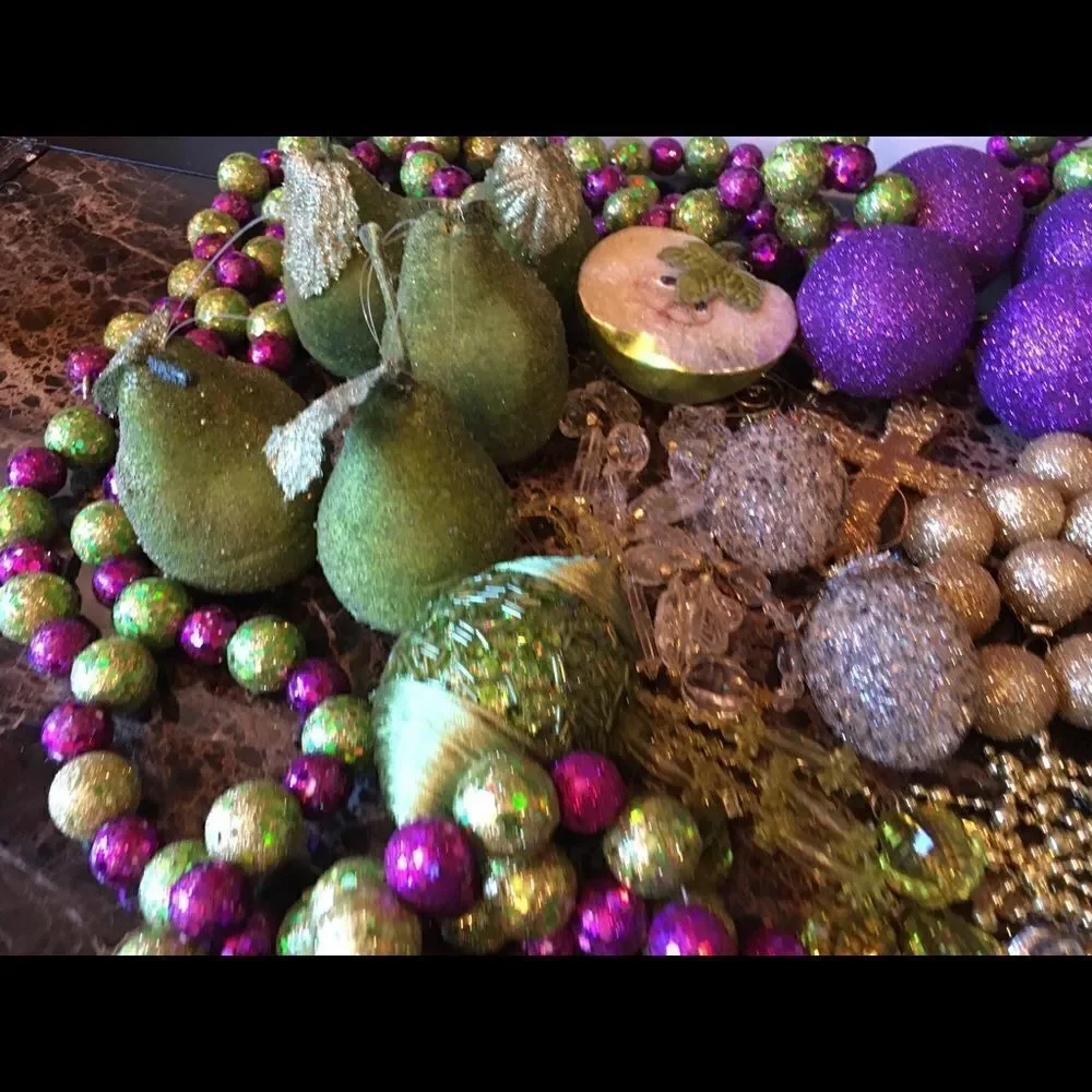 FIVE GREEN Crystal Frosted Pears!